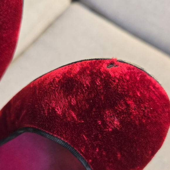 Giuseppe Zanotti Red Velvet Ballet Flats - Picture 10 of 16